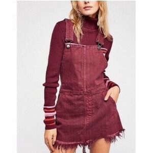 FREE PEOPLE Torn-Up Jumper Sz 8 Purple‎ Denim Overalls Cut Off Frayed Mini Dress